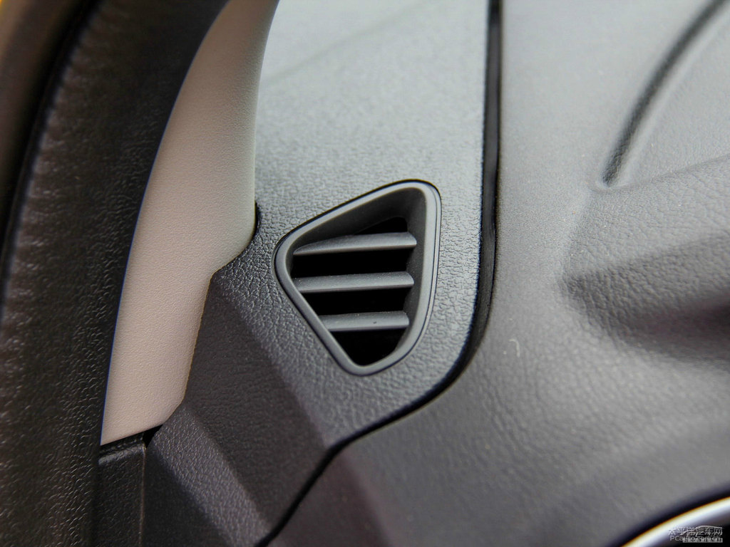 vS˹п؃(ni)DƬ