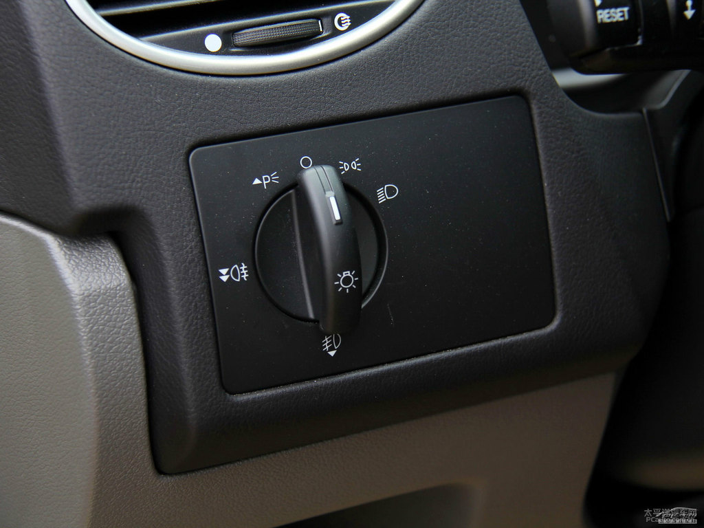 vS˹п؃(ni)DƬ