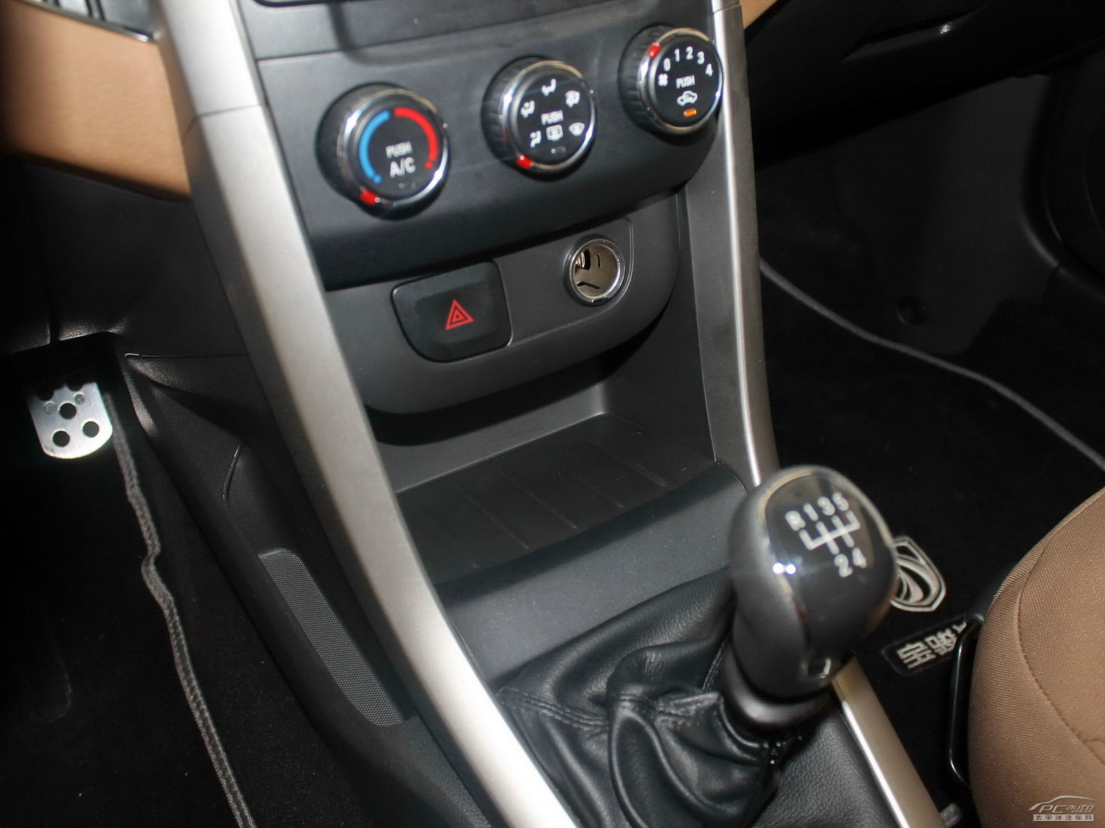 寶駿630空間高清大圖