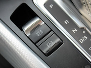 2013款 40 TFSI 技術(shù)型 2013款 40 TFSI 技術(shù)型