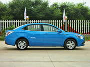 2013款 1.6L AT 尊貴ESP版 2013款 1.6L AT 尊貴ESP版