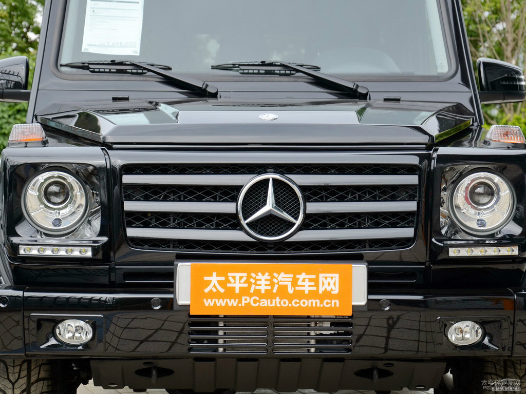 曜巖黑奔馳G級車頭外觀圖片