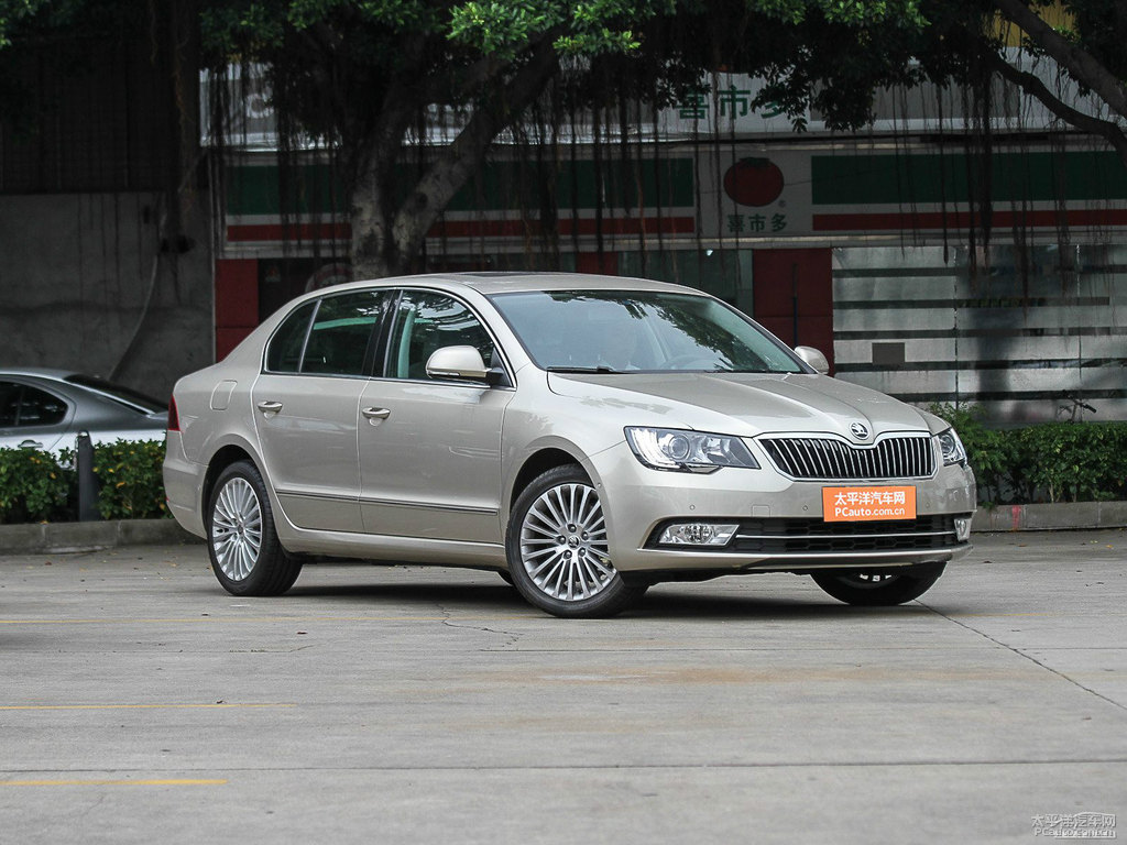 璀璨金速派整車外觀外觀圖片