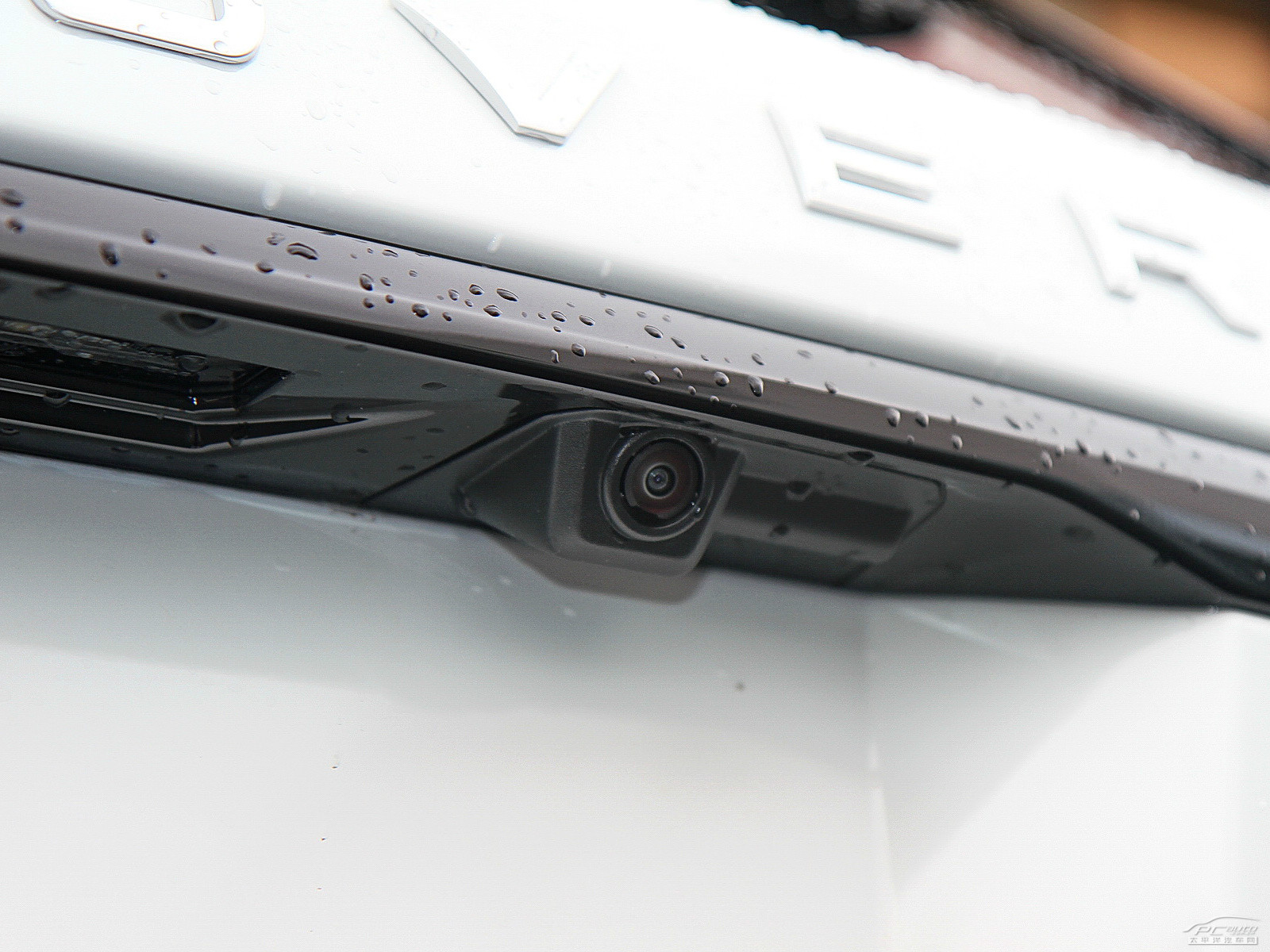 攬勝運(yùn)動(dòng)外觀高清大圖