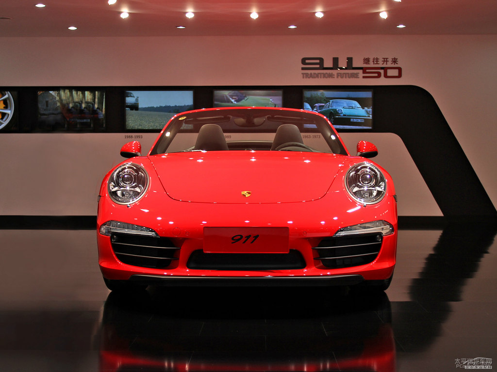 衛(wèi)紅保時(shí)捷911整車(chē)外觀外觀圖片