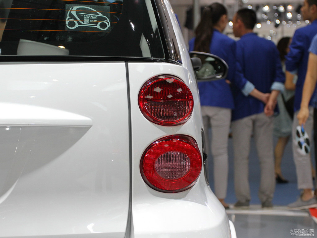  smart fortwo܇β^DƬ