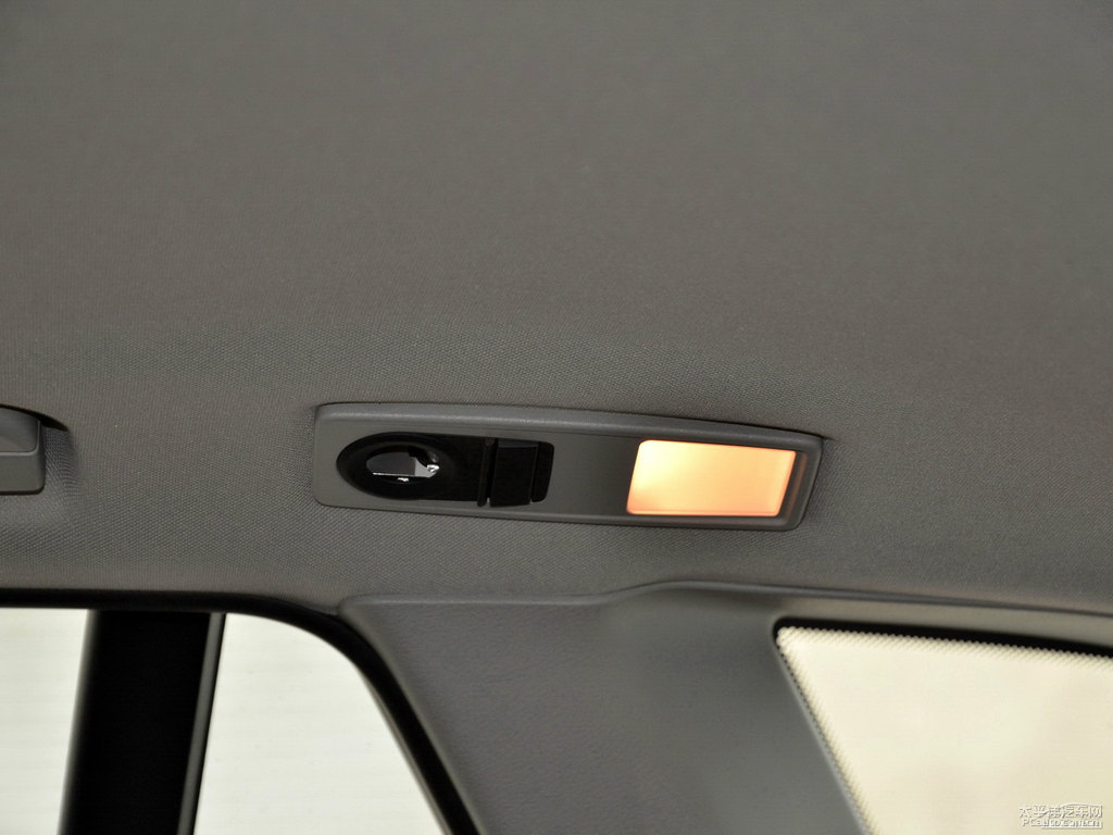 Rʲ،RX1܇(ni)DƬ