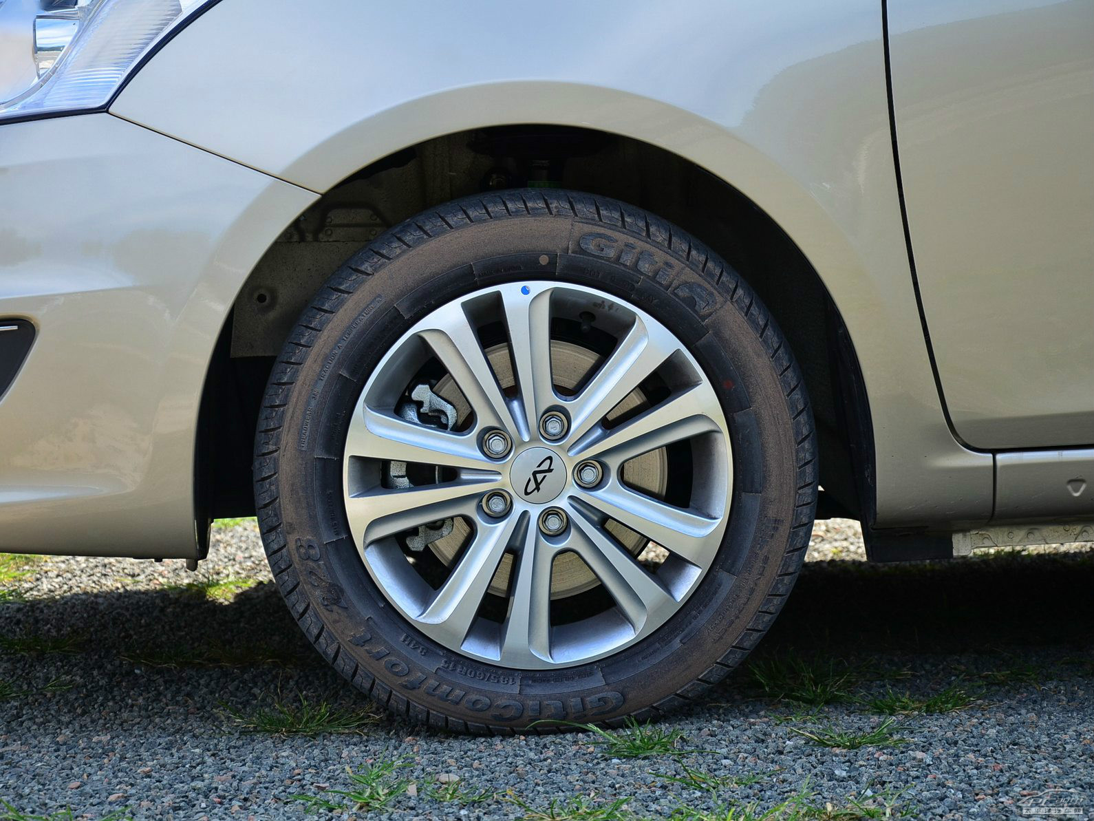 奇瑞E3外觀高清大圖