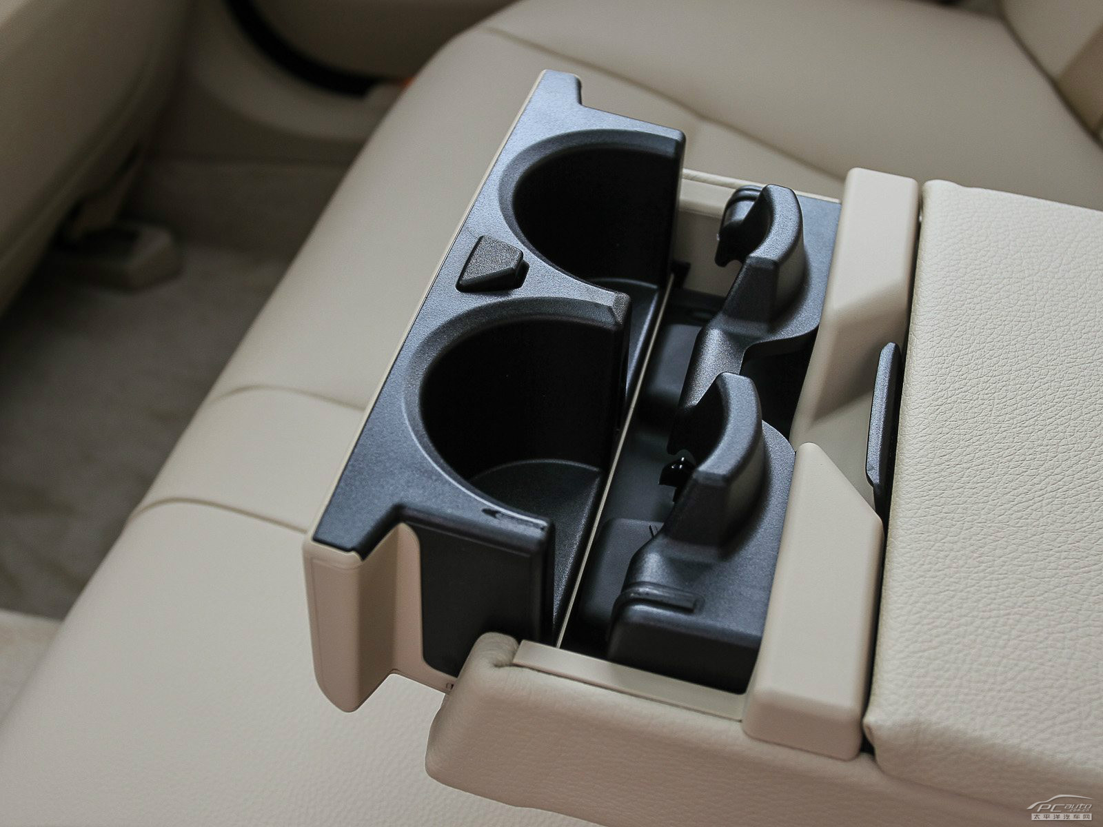 寶馬5系(進口)空間高清大圖