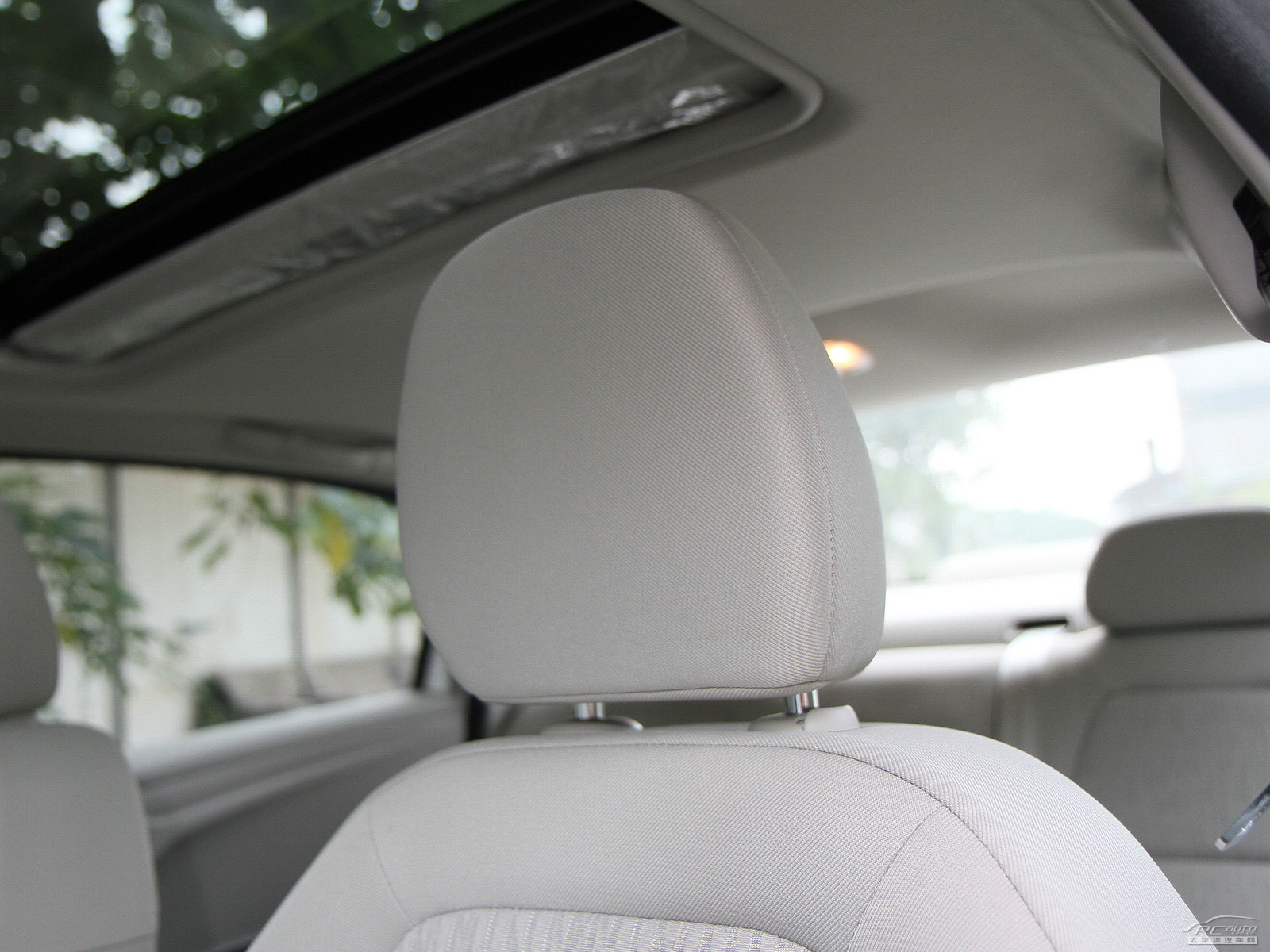 全新愛麗舍內(nèi)飾高清大圖