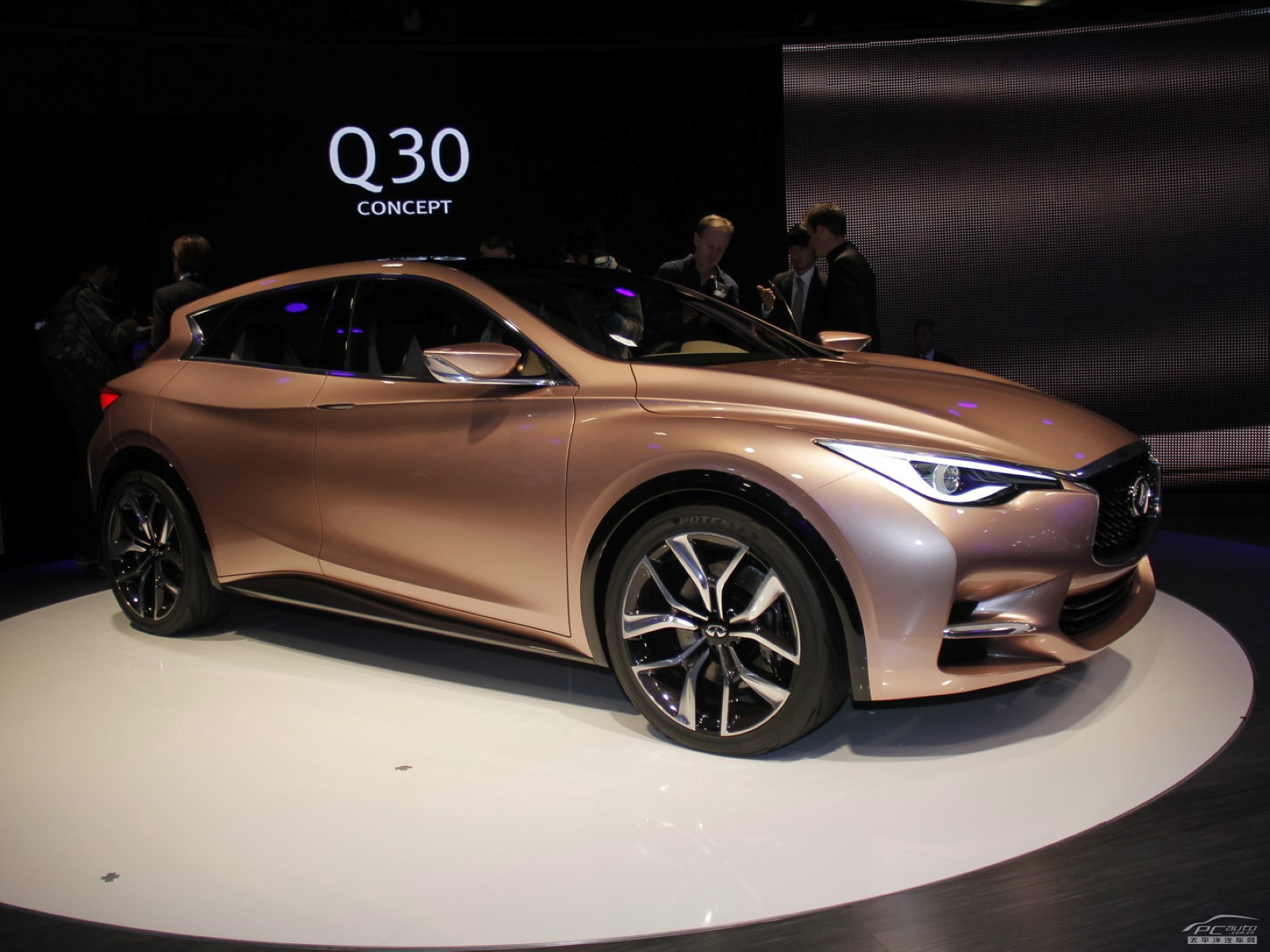 英菲尼迪Q30外觀高清大圖