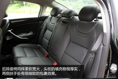 2013款雪鐵龍C5實(shí)拍體驗(yàn) 低價(jià)高配是亮點(diǎn) 2013款雪鐵龍C5實(shí)拍體驗(yàn) 低價(jià)高配是亮點(diǎn)