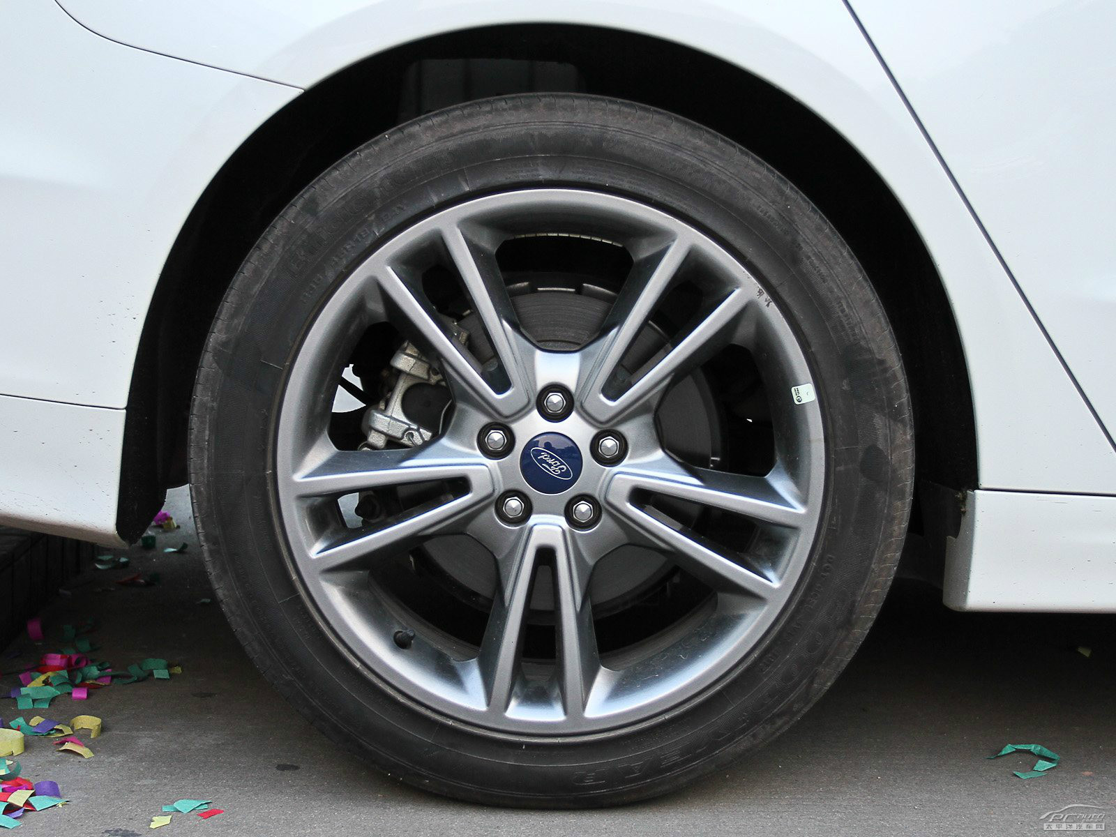 蒙迪歐外觀高清大圖