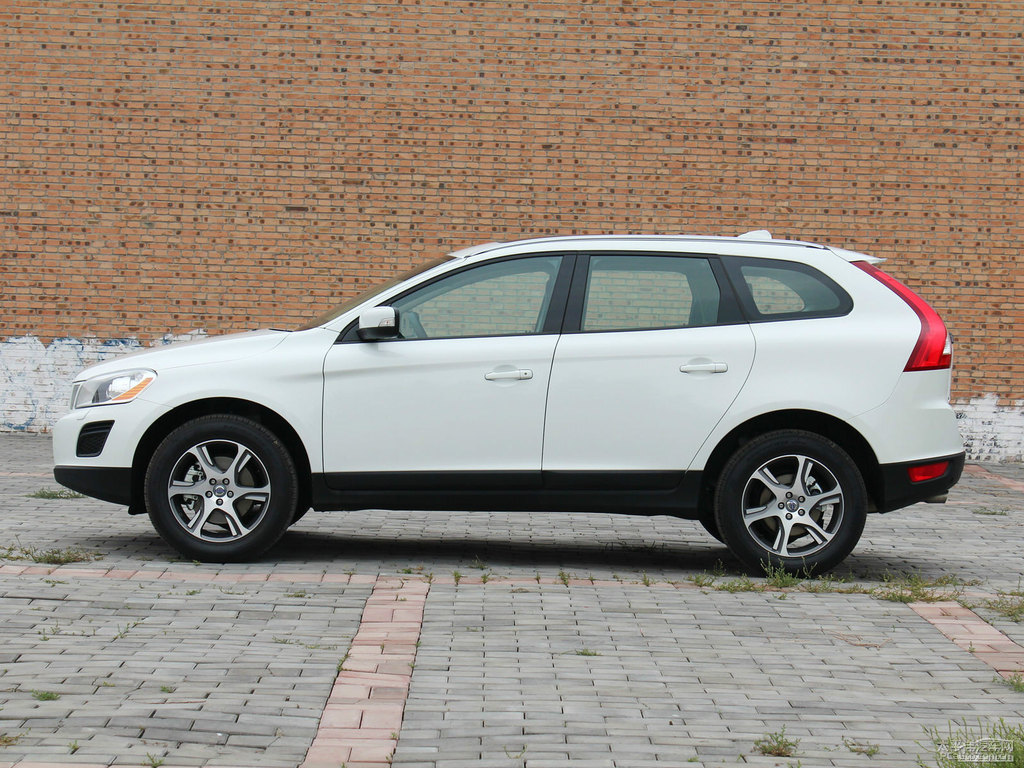 ѩ֠XC60(M(jn))^DƬ