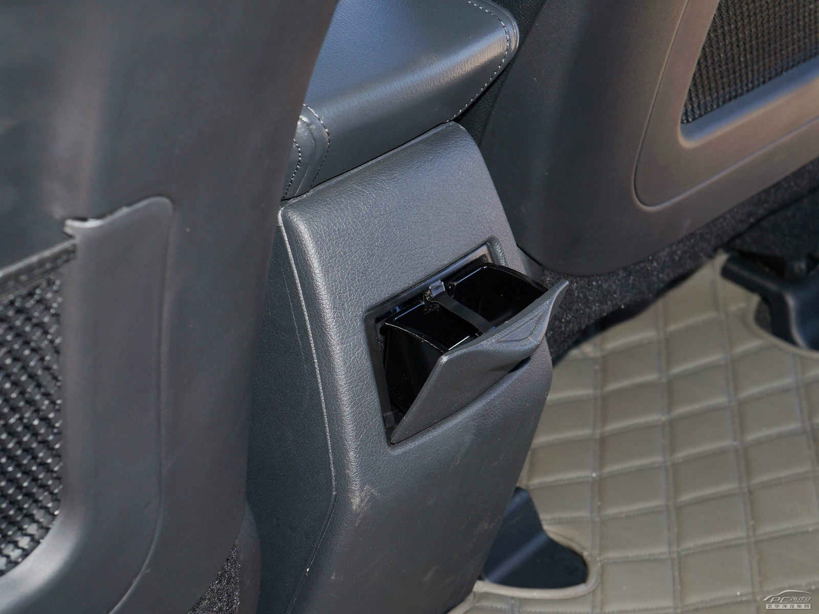 吉利GX7內(nèi)飾高清大圖