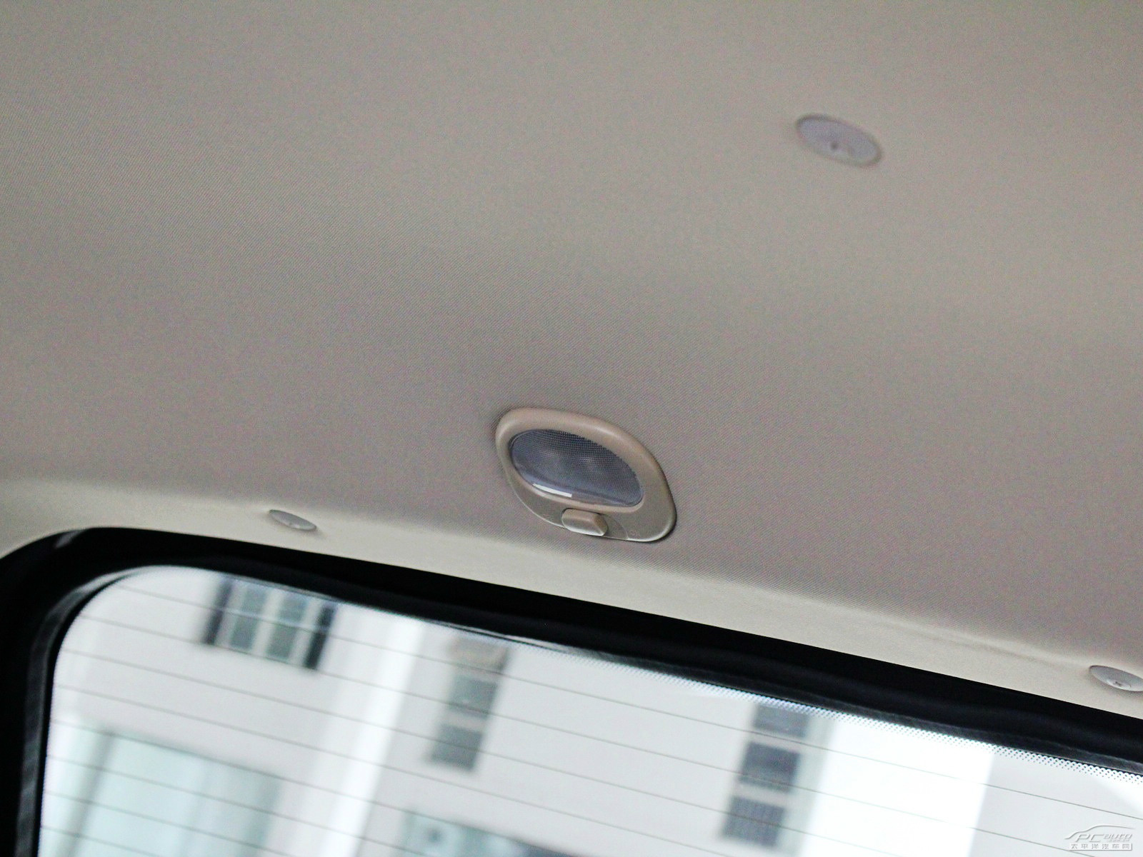 奧軒GX5內(nèi)飾高清大圖