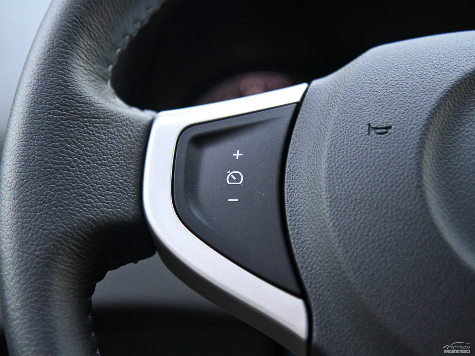 科雷傲(進(jìn)口)內(nèi)飾高清大圖