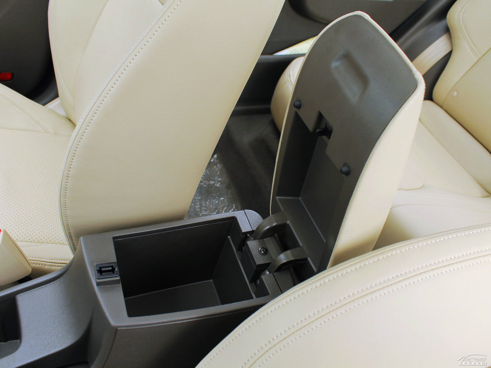 寶駿630空間高清大圖