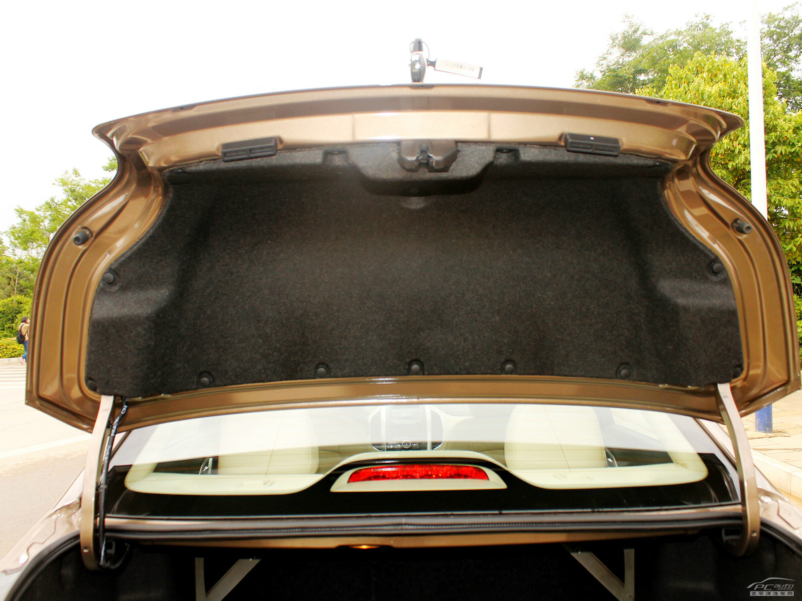 寶駿630空間高清大圖