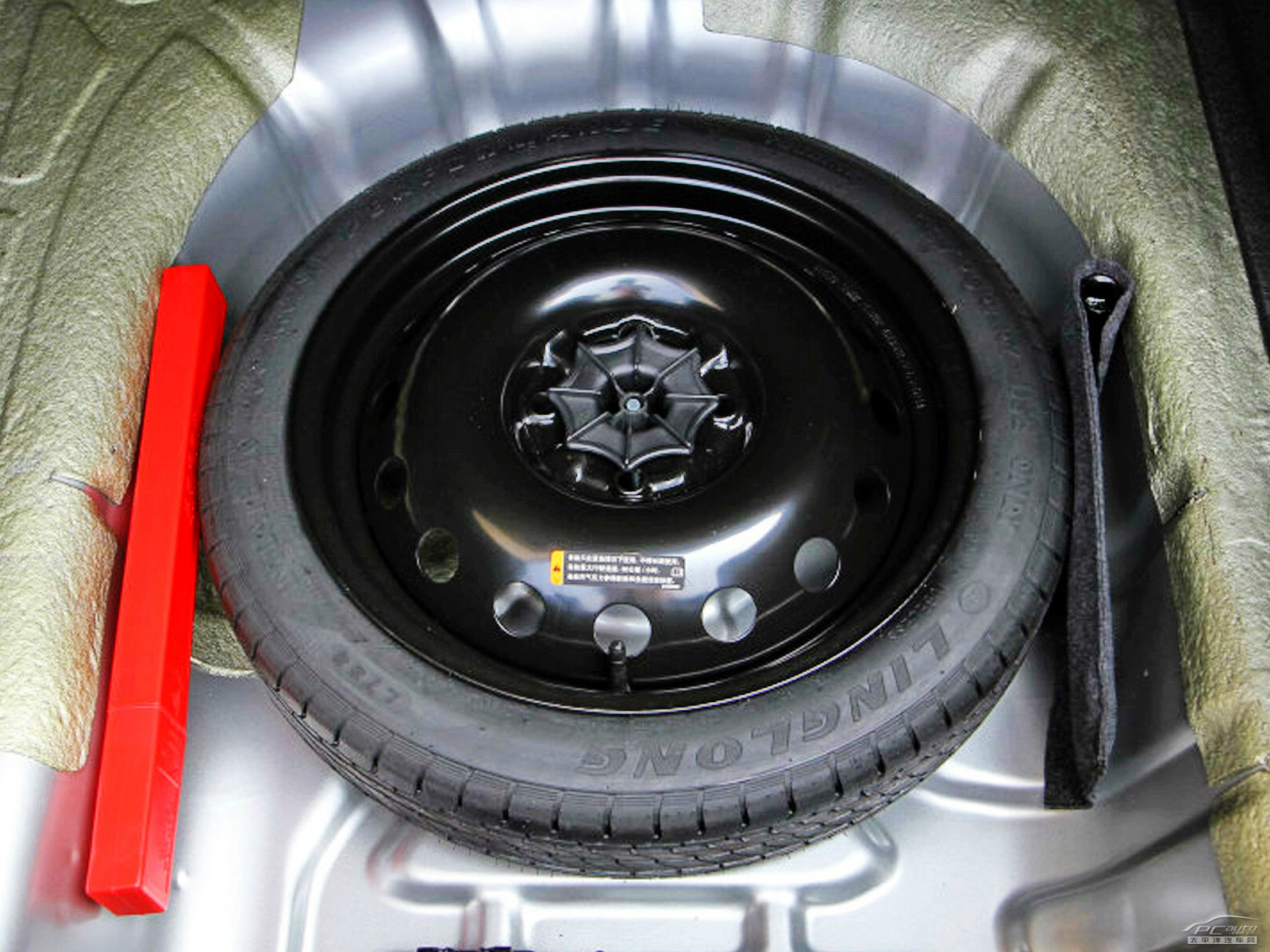 寶駿630細節(jié)高清大圖