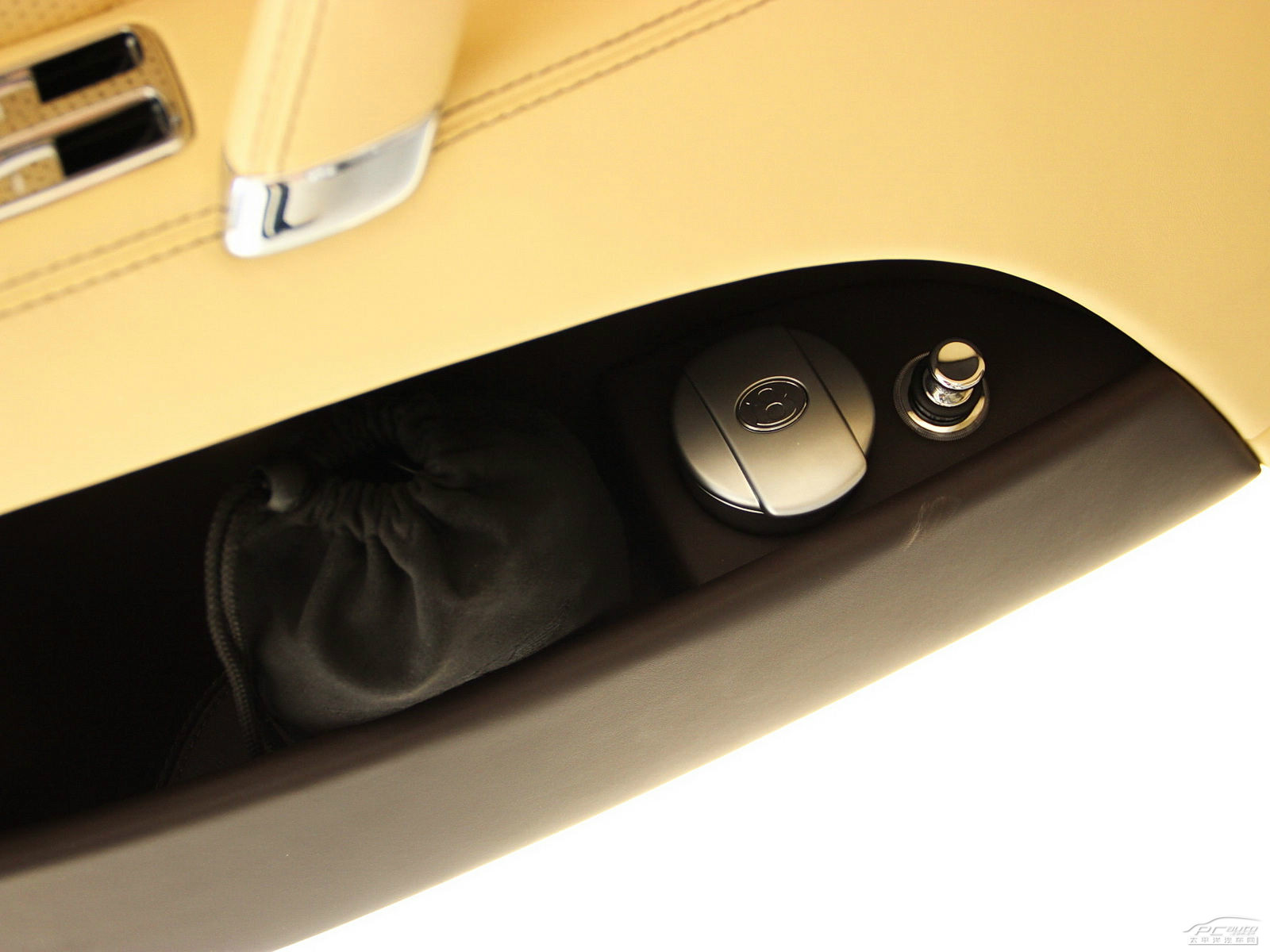 飛馳空間高清大圖