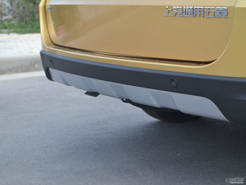 流沙金五菱宏光S車尾外觀圖片