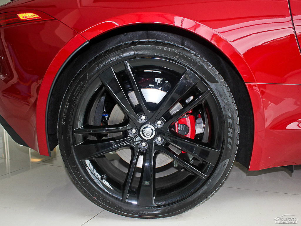 tݱF-TYPE܇^DƬ