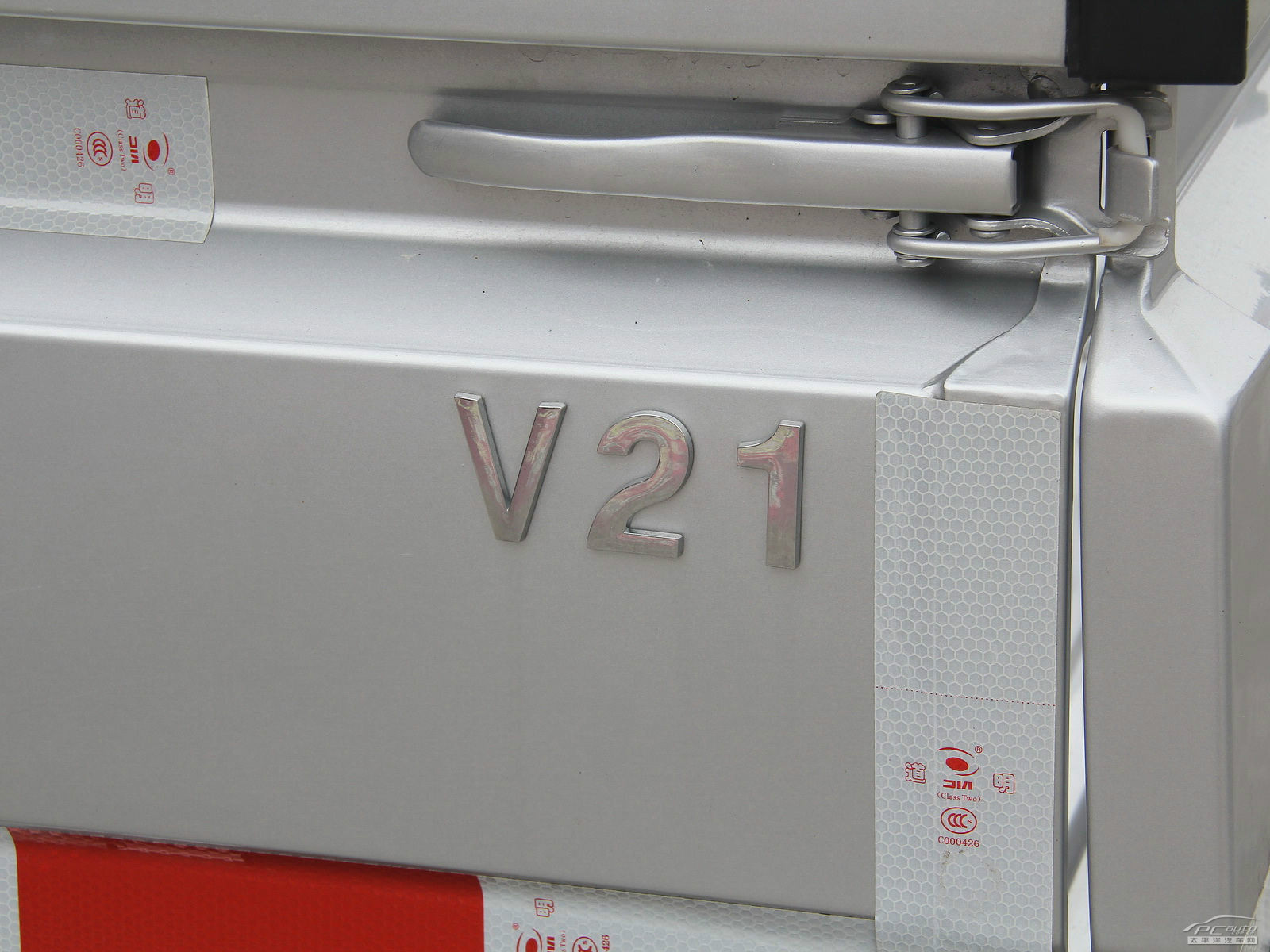 東風(fēng)小康V21外觀高清大圖
