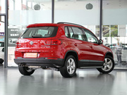 2013款 1.8TSI 自動四驅舒適版 2013款 1.8TSI 自動四驅舒適版