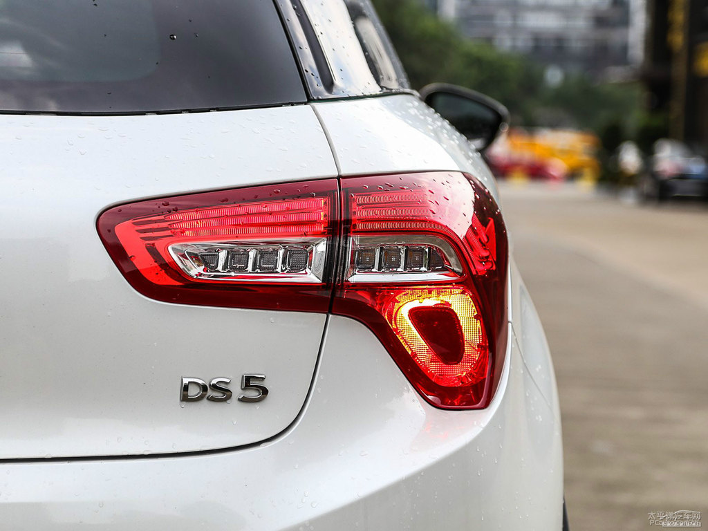 DS 5܇β^DƬ