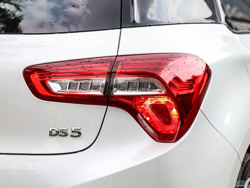 DS 5܇β^DƬ