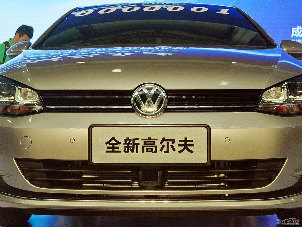 塔希提金高爾夫車頭外觀圖片