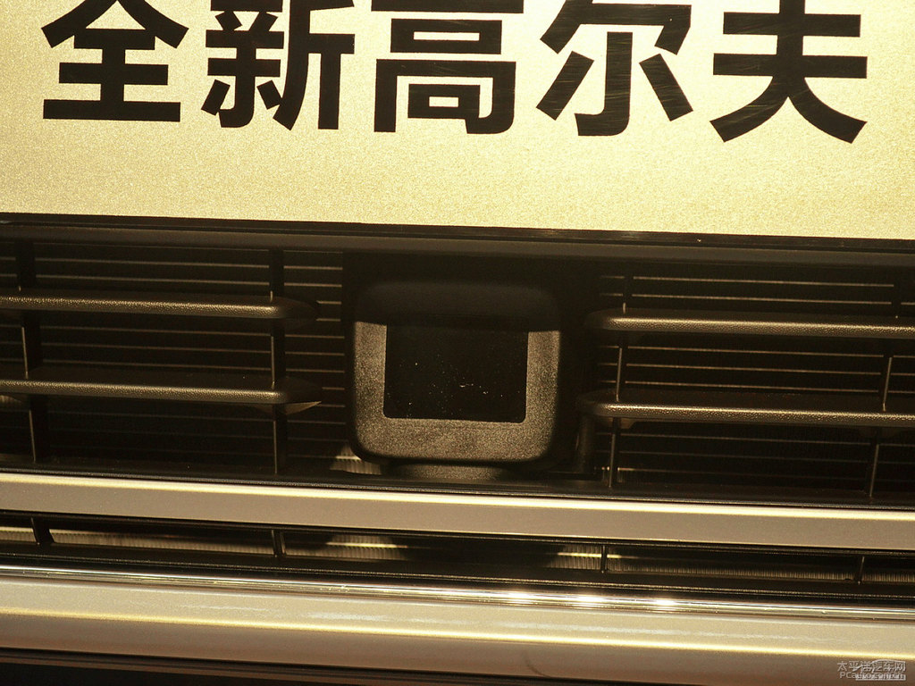 塔希提金高爾夫車頭外觀圖片