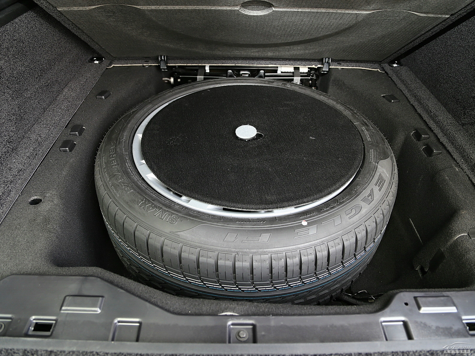 攬勝細(xì)節(jié)高清大圖