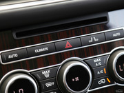 2014款 3.0 TDV6 Vogue SE 2014款 3.0 TDV6 Vogue SE