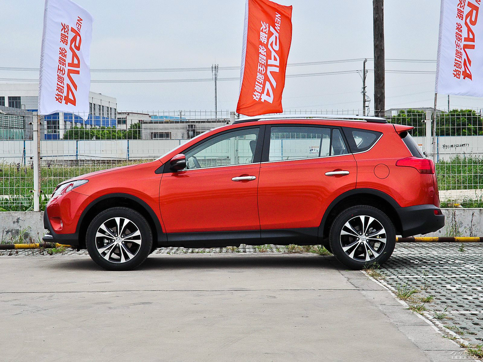 RAV4榮放外觀高清大圖