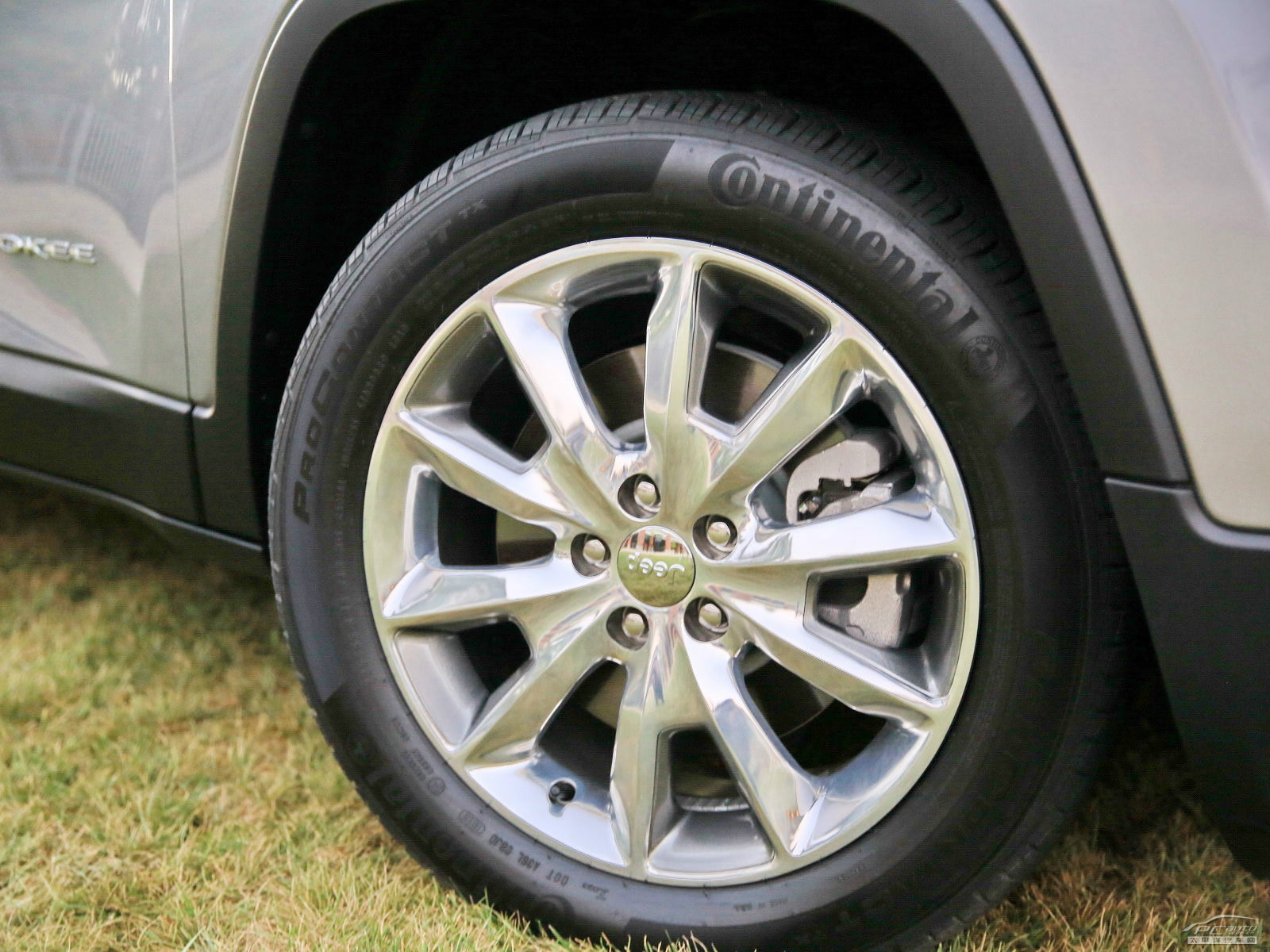 自由光(進(jìn)口)外觀高清大圖