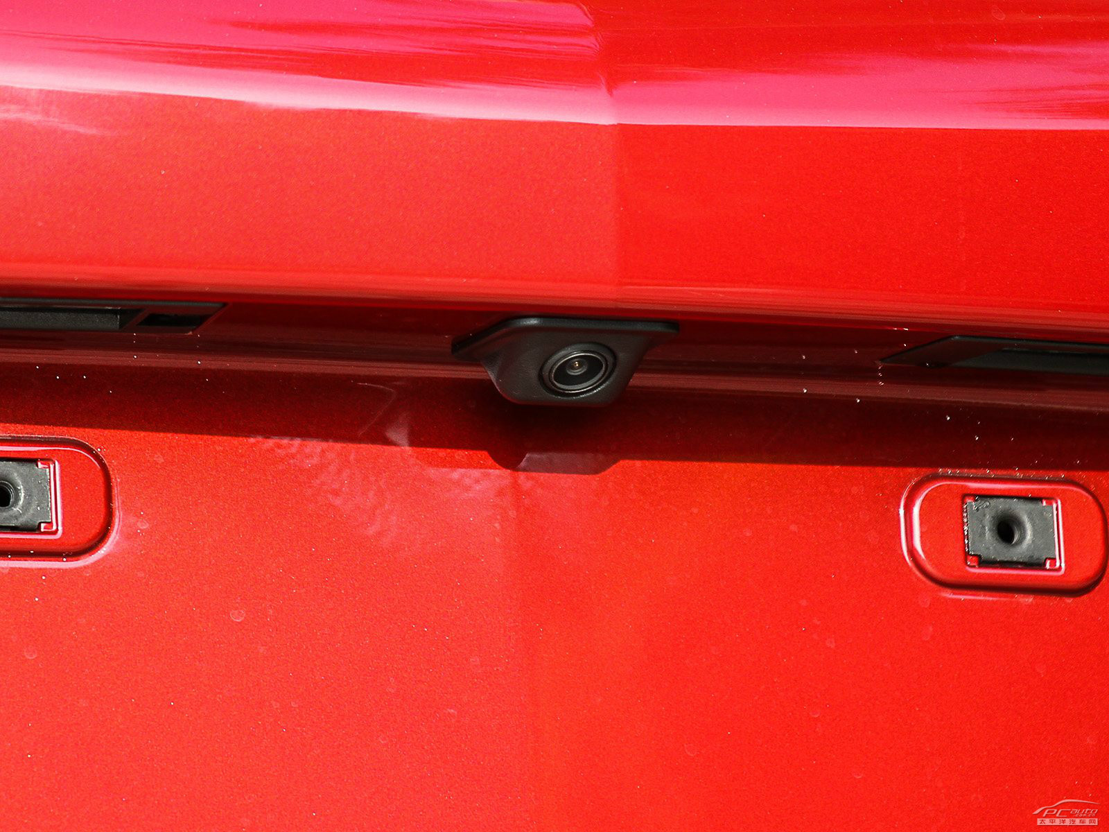 君威外觀高清大圖