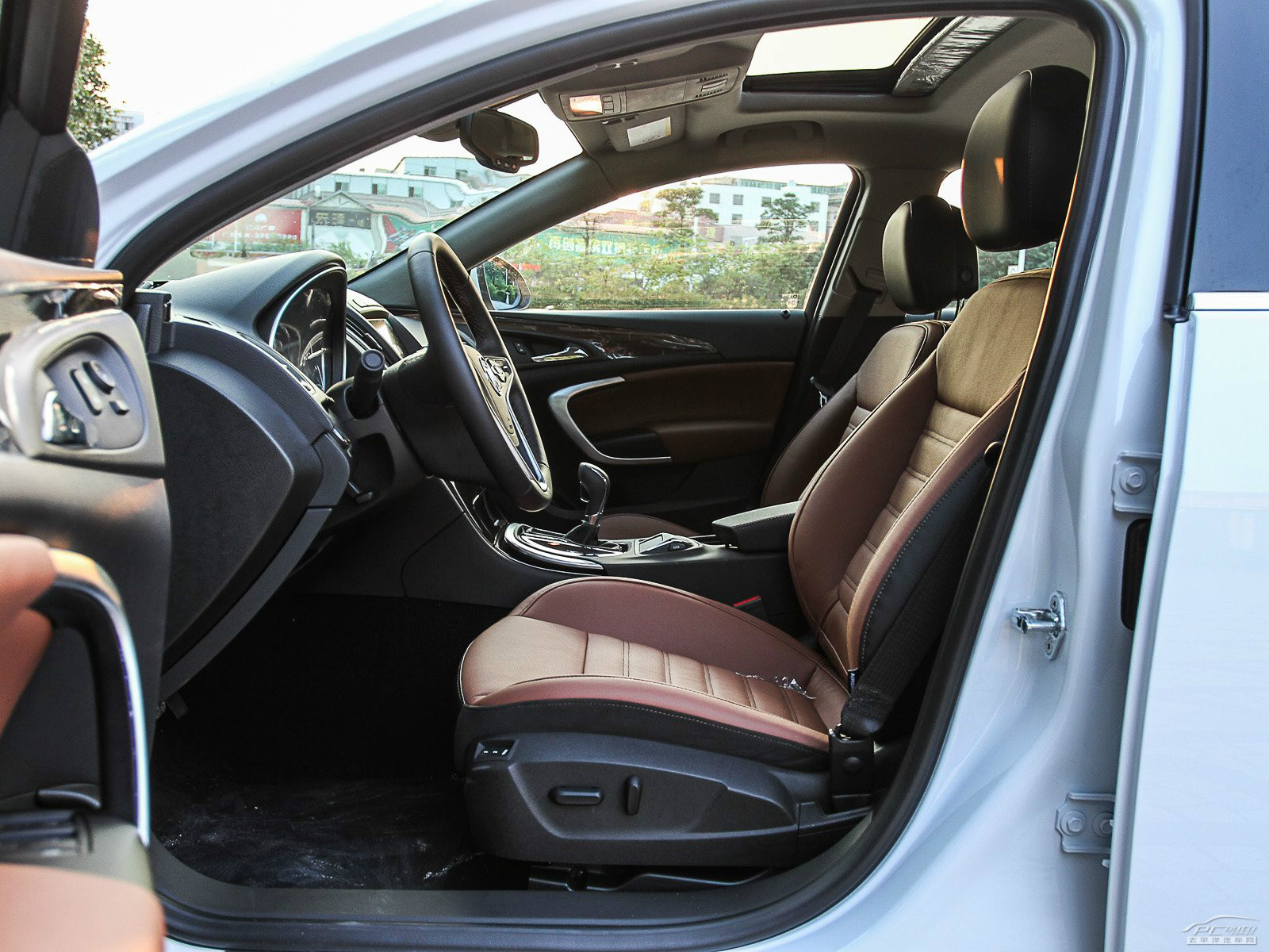 君威空間高清大圖