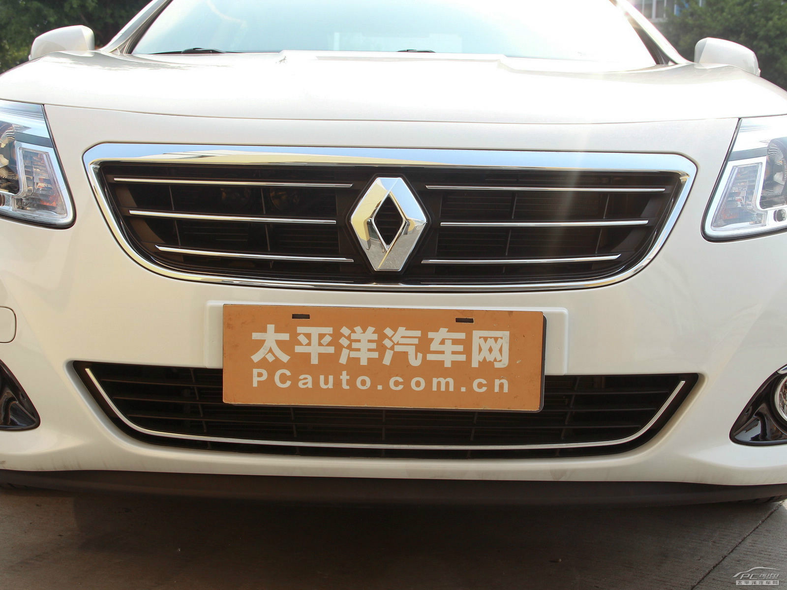 緯度外觀高清大圖