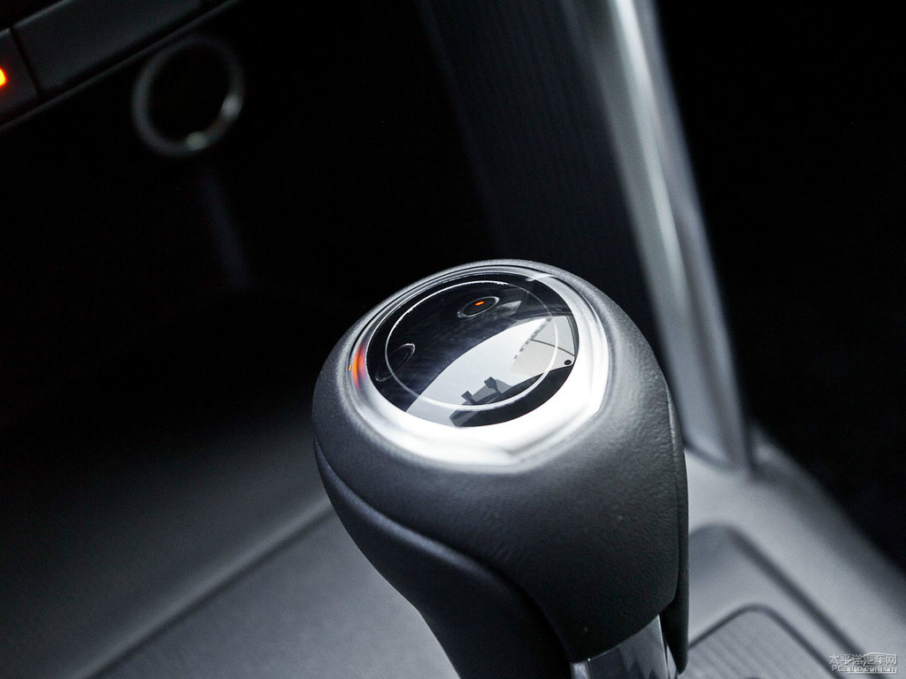 雅士黑馬自達(dá)CX-5中控內(nèi)飾圖片