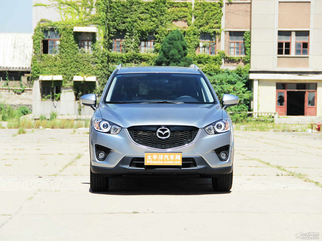 格調(diào)灰馬自達(dá)CX-5整車外觀外觀圖片