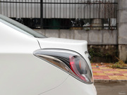 2013款 1.6L MT 豪華版 2013款 1.6L MT 豪華版