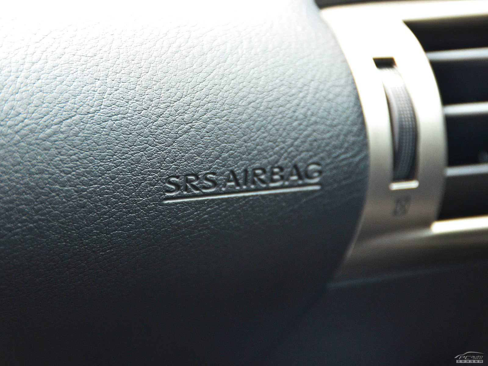 雷克薩斯IS內(nèi)飾高清大圖