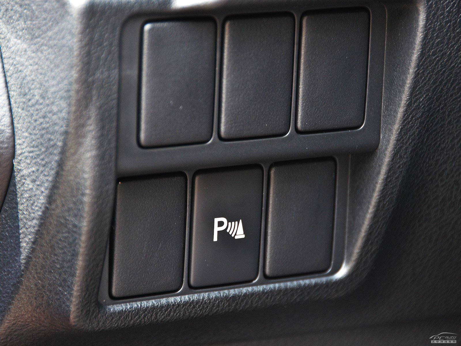 雷克薩斯IS內(nèi)飾高清大圖