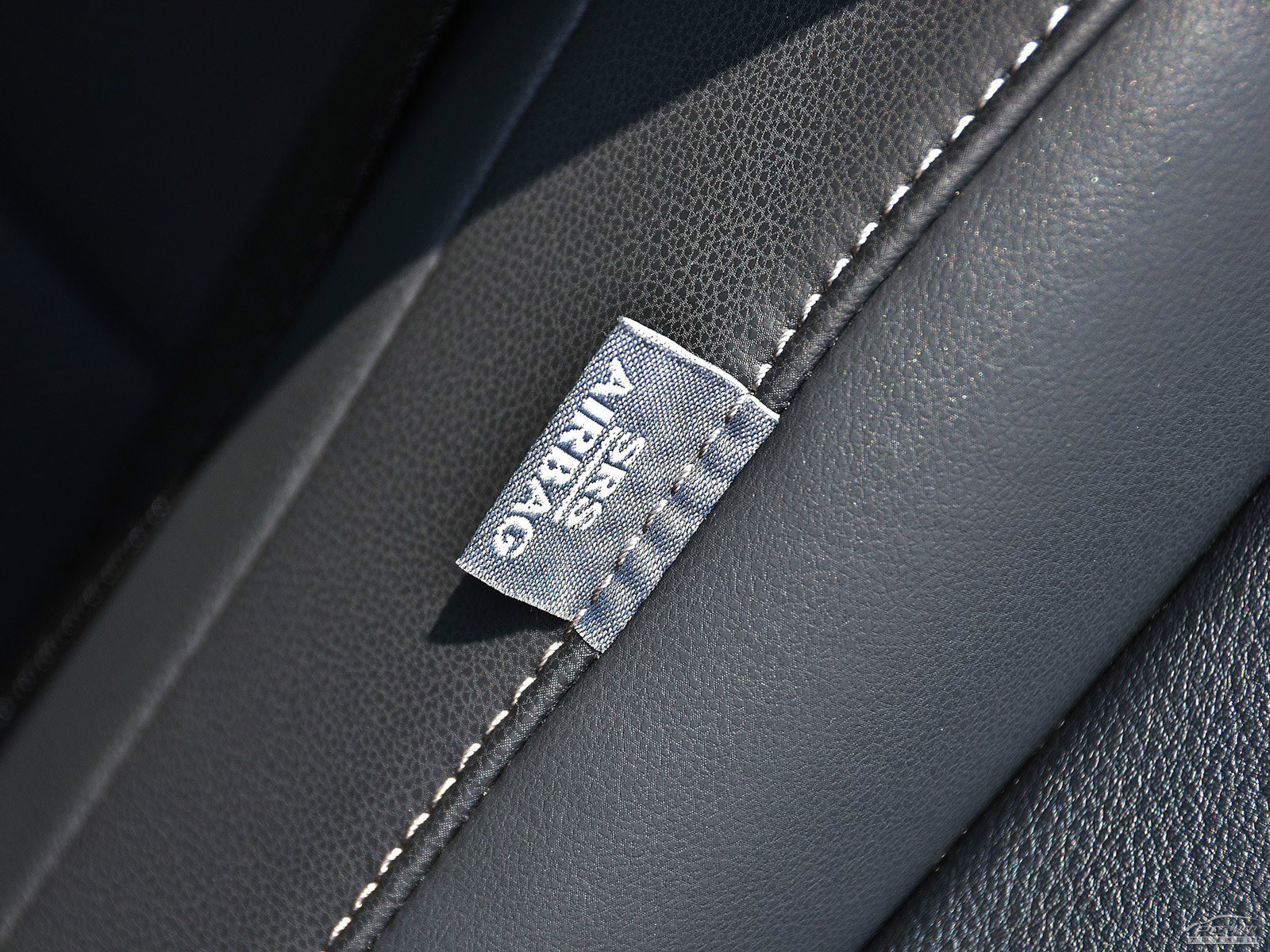 雷克薩斯IS內(nèi)飾高清大圖