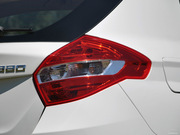 2012款 1.5L 自動 豪華型 2012款 1.5L 自動 豪華型