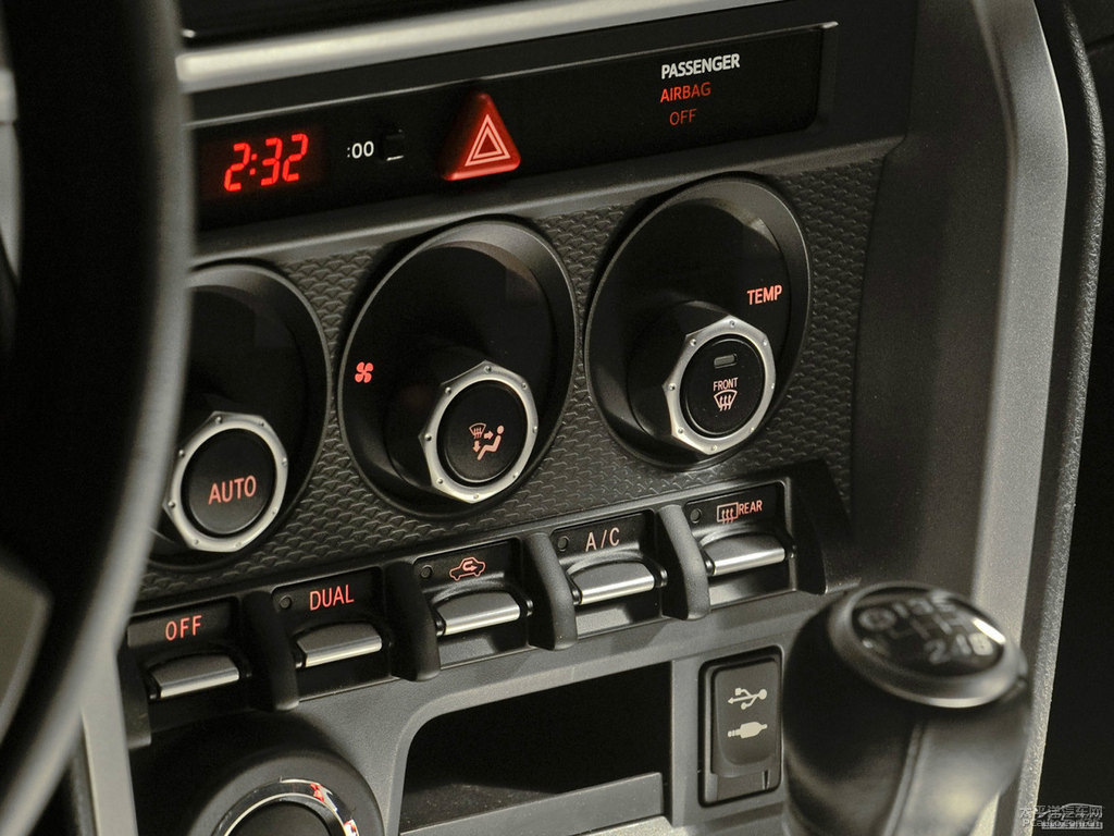 ¹y˹BRZ(ni)DƬ