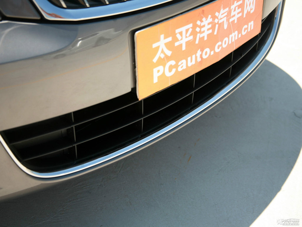 鐳射灰明銳車頭外觀圖片