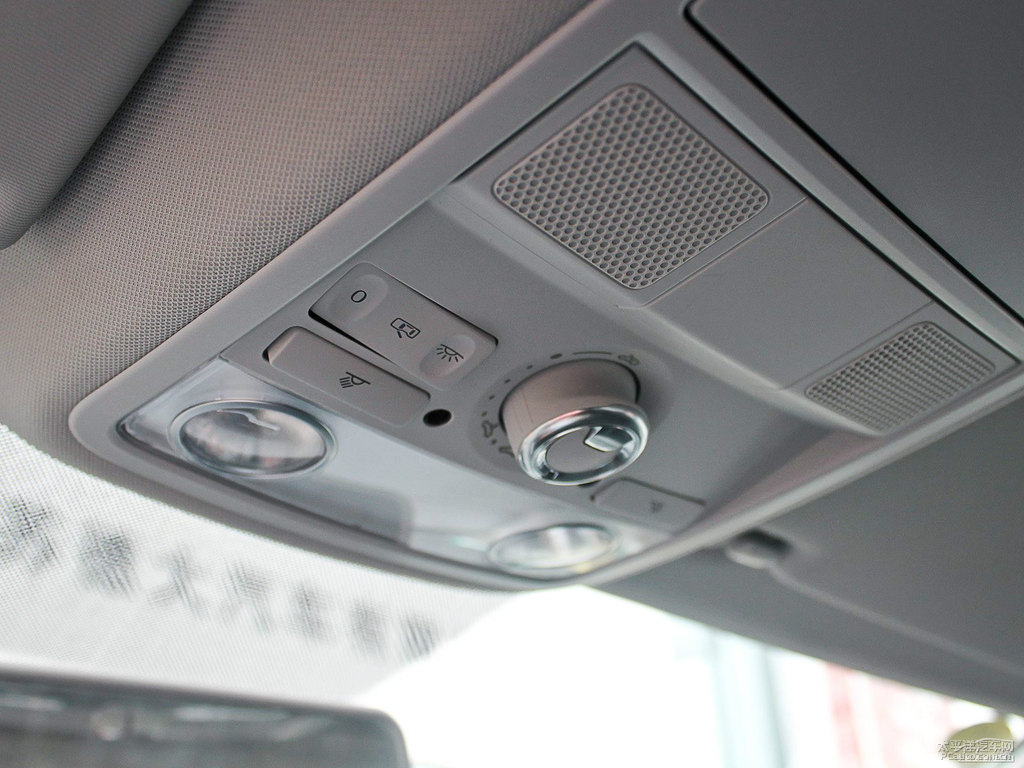 凱旋金速騰車廂內(nèi)飾圖片